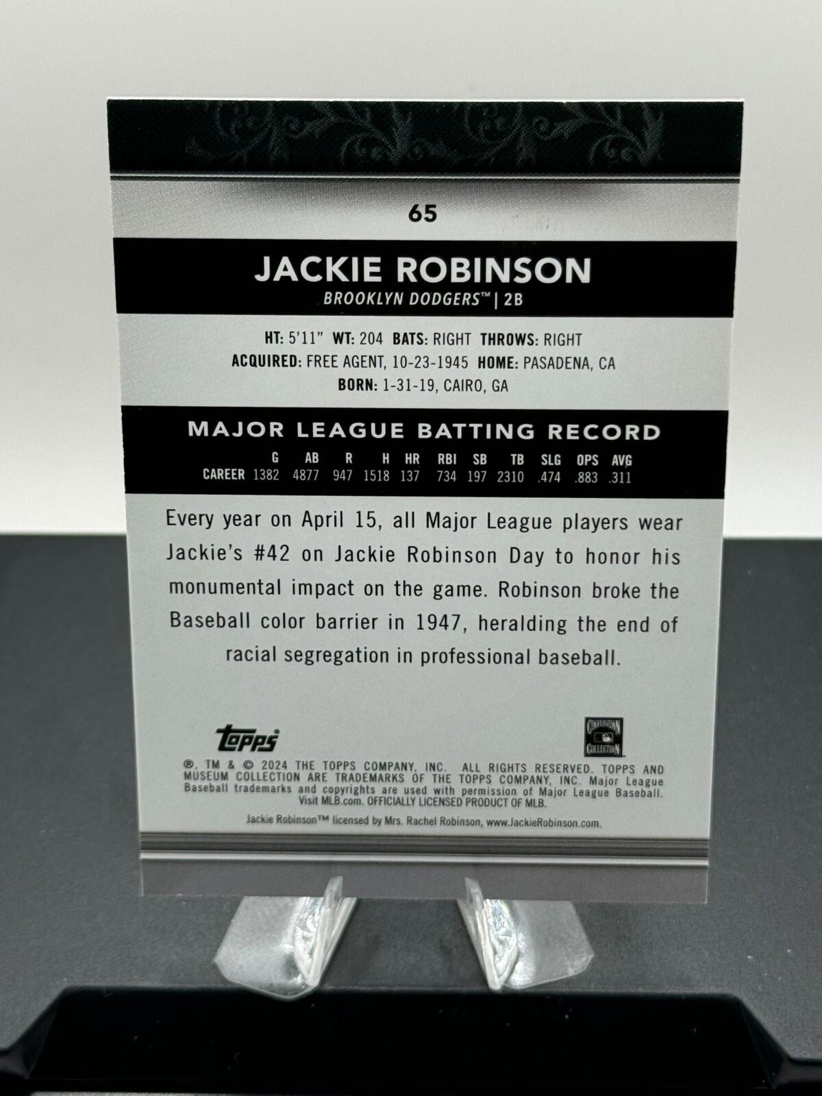 2024 Topps Museum Collection - #58 Yogi Berra - Bronze