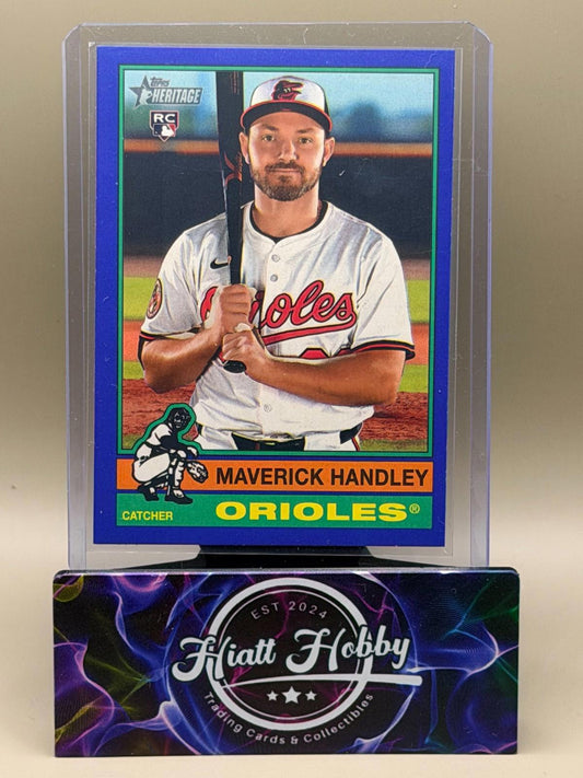 2025 Topps Heritage High Number - Maverick Handley #582 - Dark Blue Boarder (RC)
