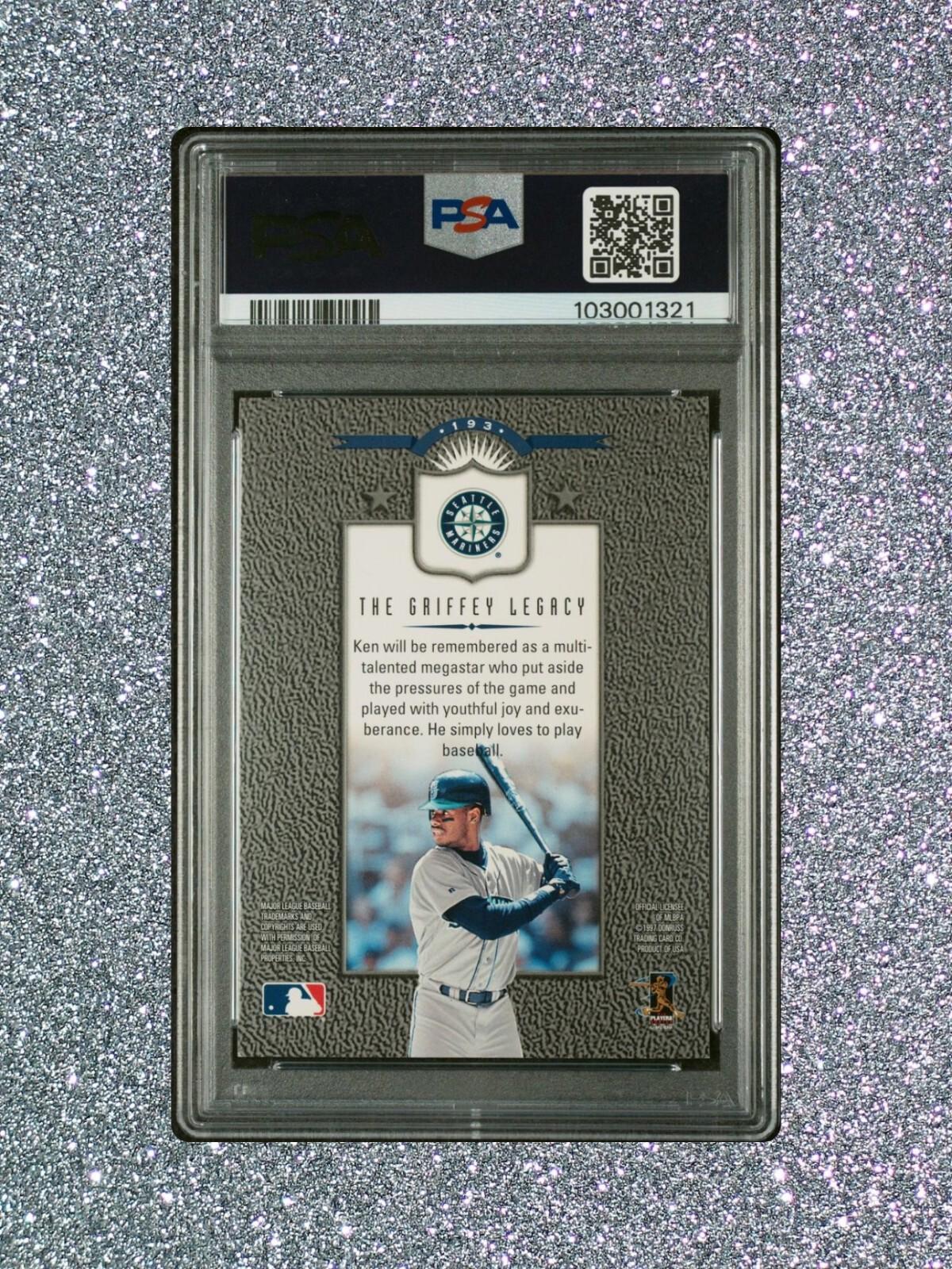1997 Leaf - Ken Griffey Jr #193 - PSA 8